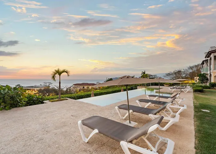 Infinity Pools & Sunsets Over Bay Tamarindo